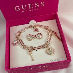 NWT GUESS Rose Gold Charm Bracelet w/jeweled earrings Box Set…